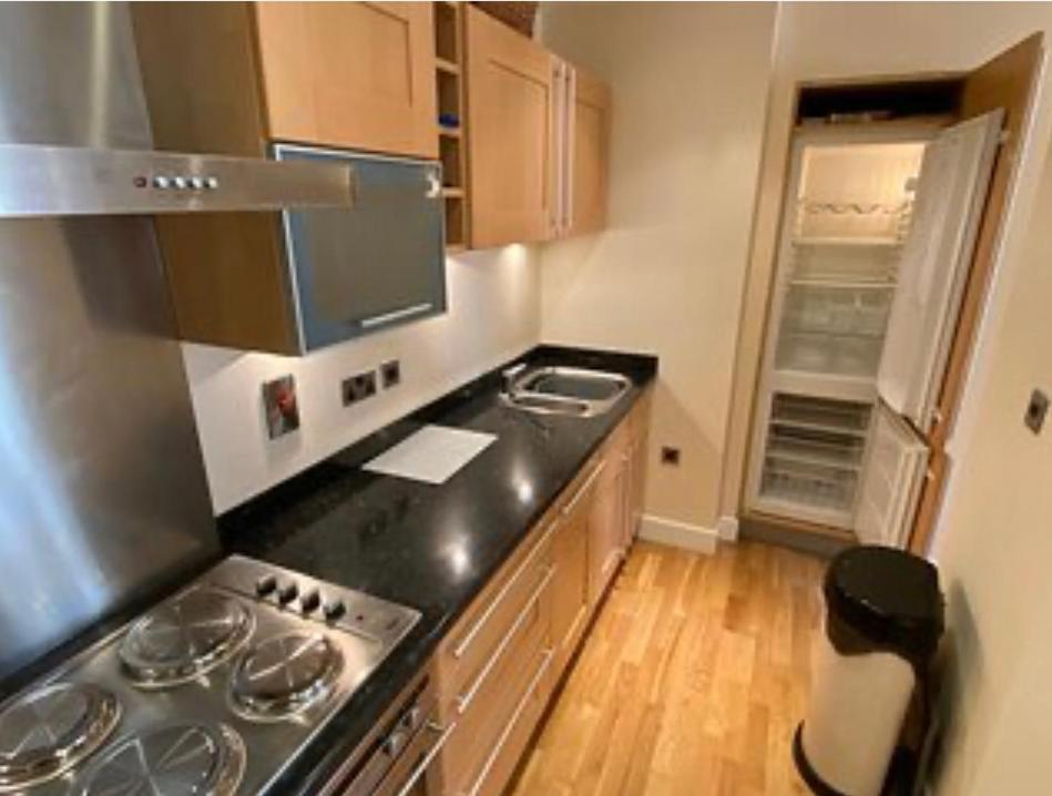 Easby Breakaways - **Modern Apartment 5 Mins From South Bay, Scarborough** ภายนอก รูปภาพ